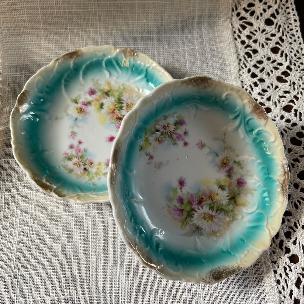 Antique Bavaria Style Floral Plates Aqua‎ Gold Rim Set of 2 Victorian Porcelain